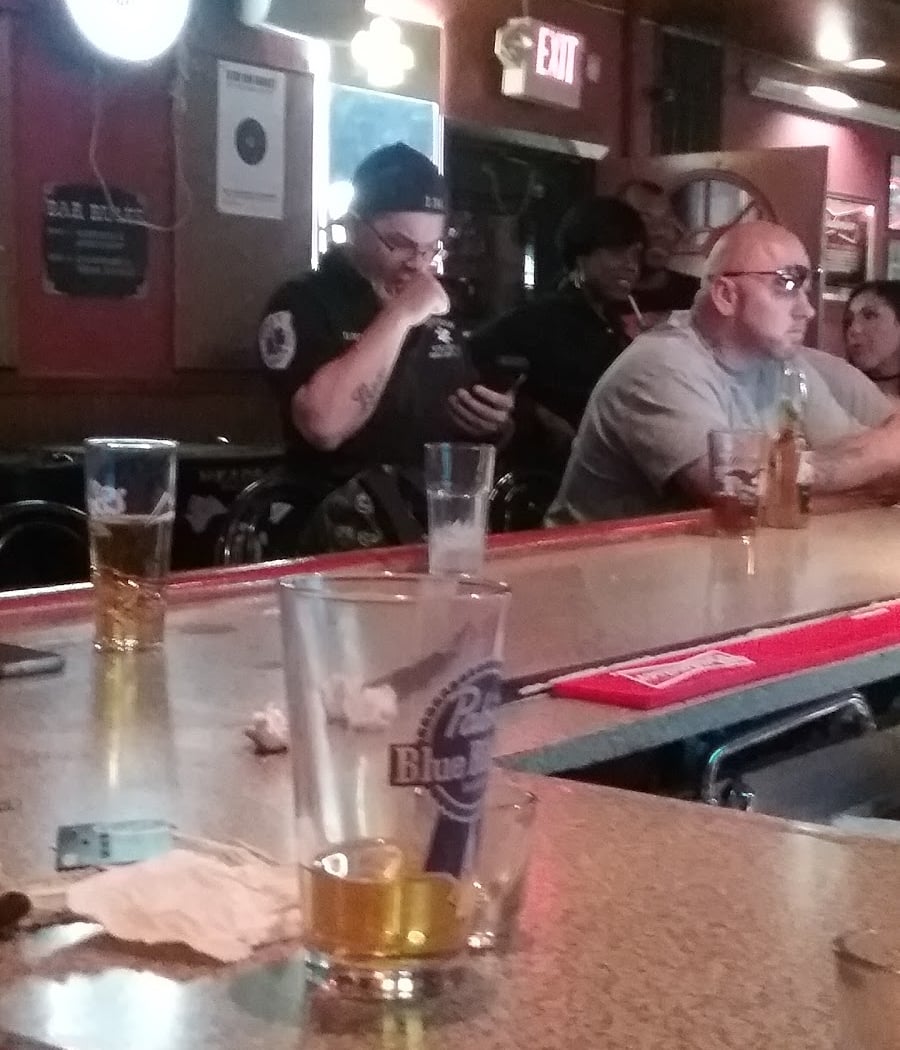Eddys.Bar and Grill 3