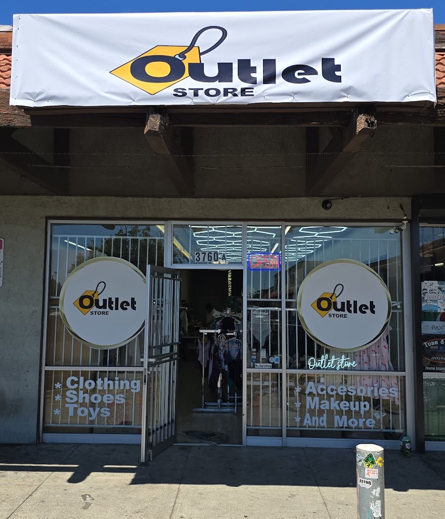 OUTLET STORE 2
