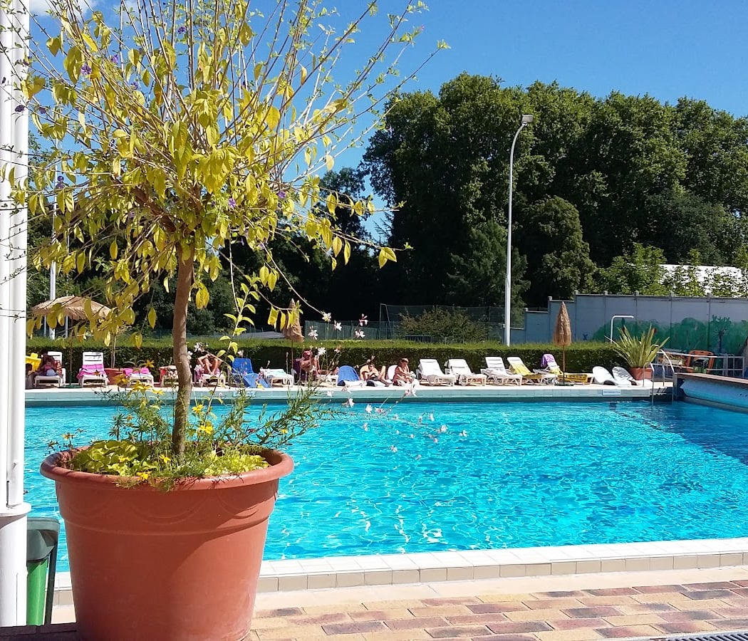 Piscine Municipale de Mer 1