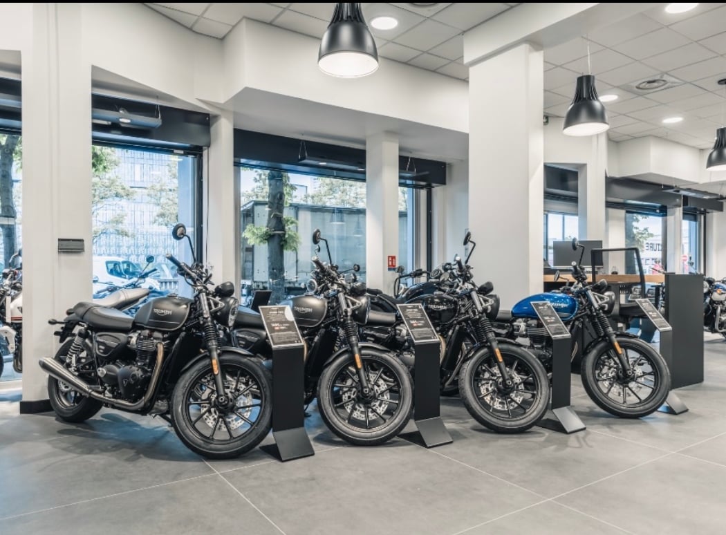 TRIUMPH PARIS ITALIE 3