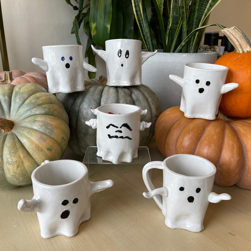 Colorful pottery painting classes 1