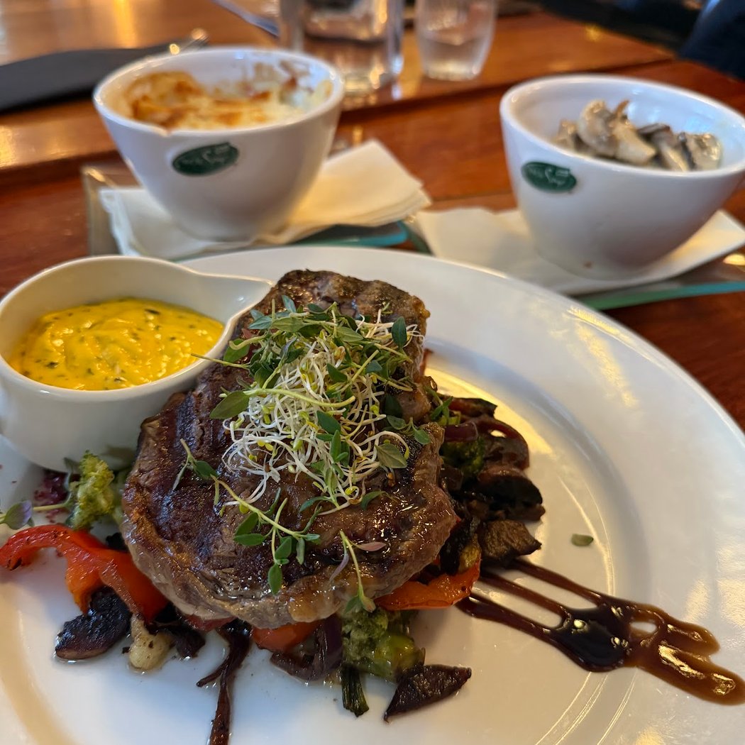 XO Steakhouse 1