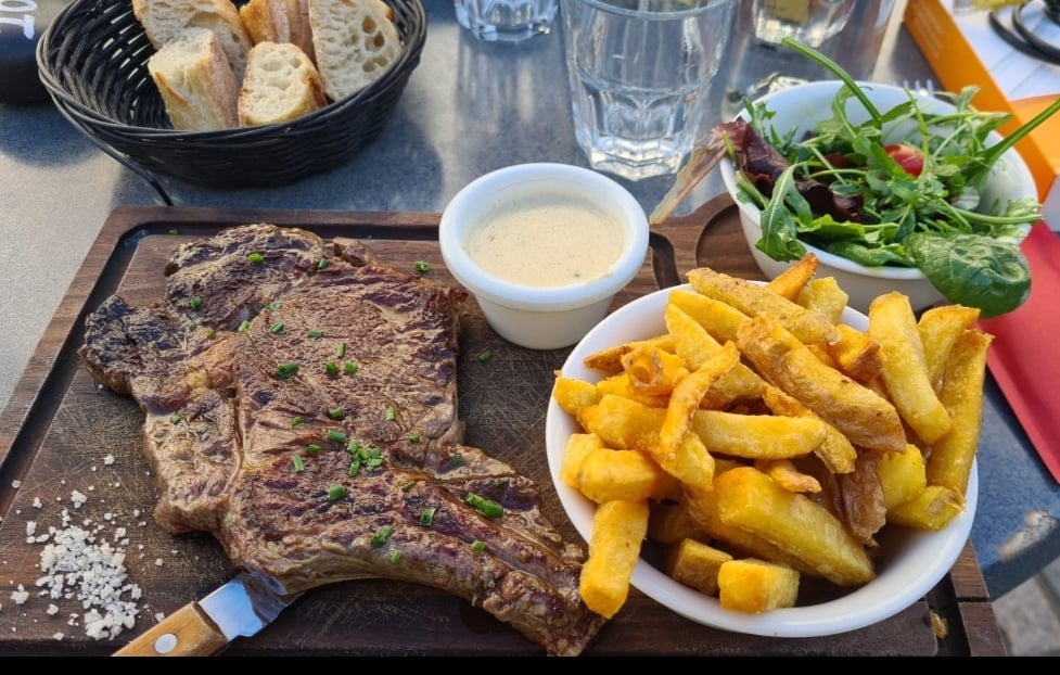 Le Pub Suresnes 1