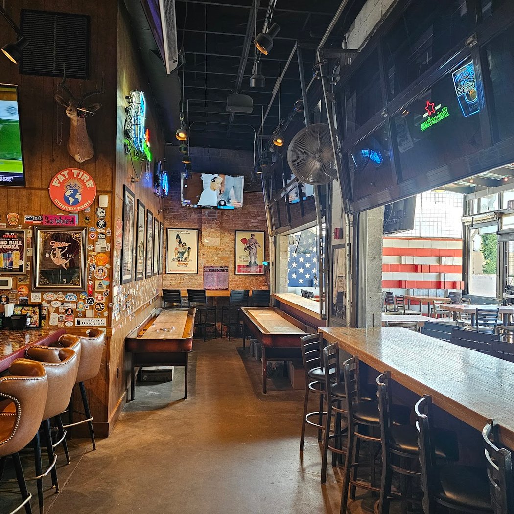 HiFi Clyde's Chattanooga 2