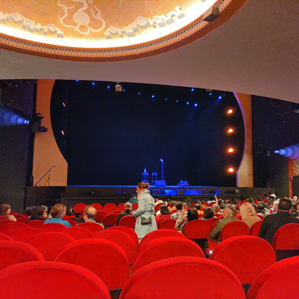China Teatern 4