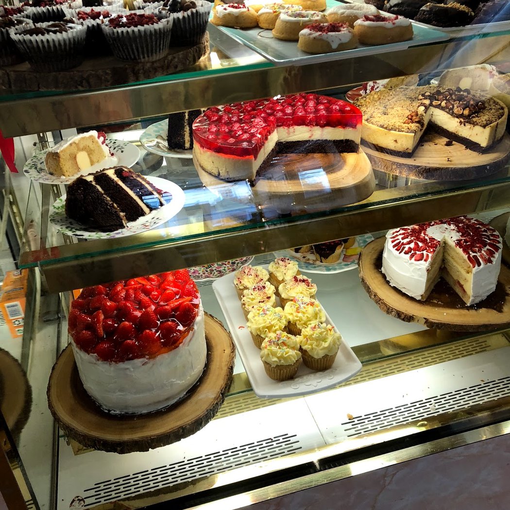 Happy Zoe Vegan Bakery 3