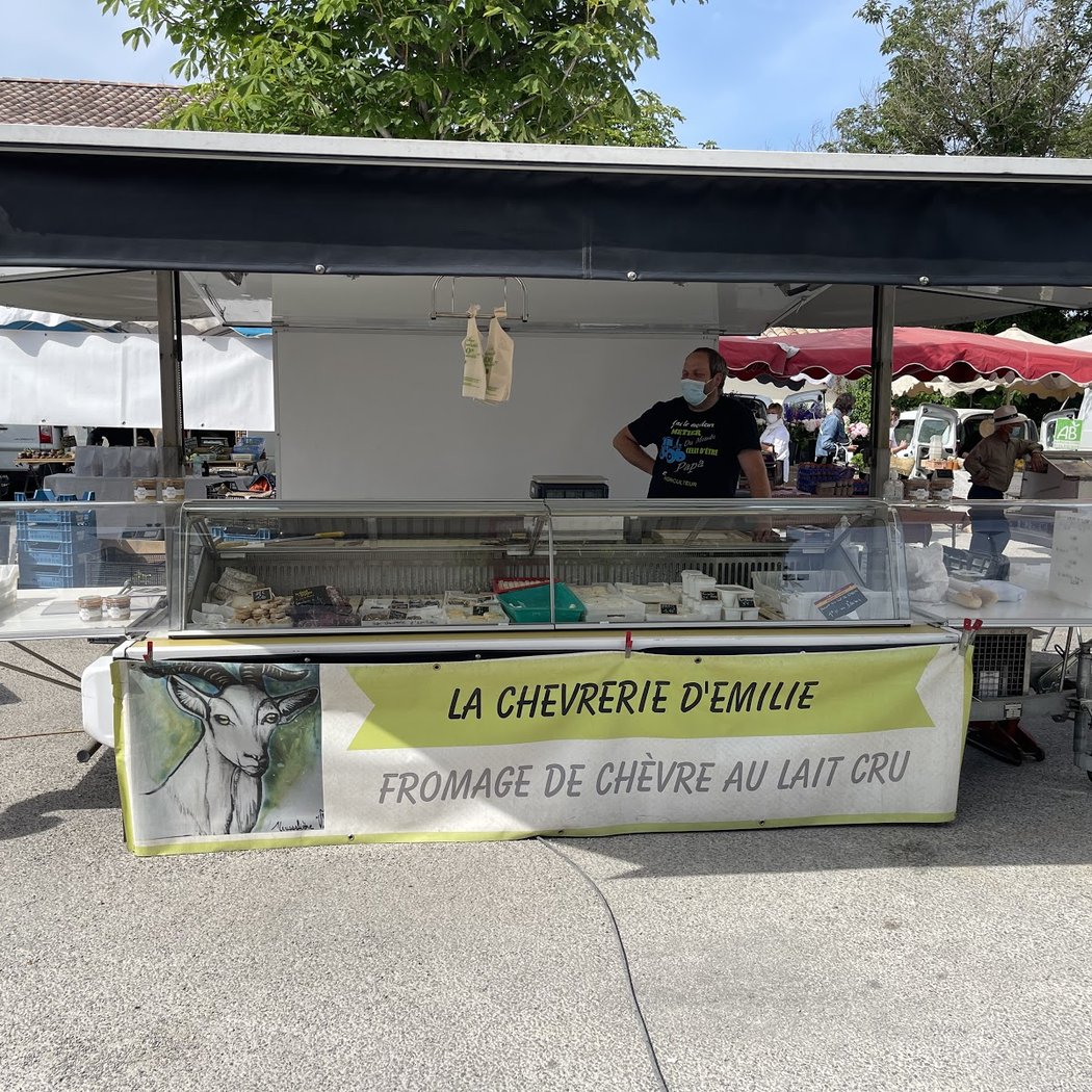 Marché agricole de Petit-Palais 2