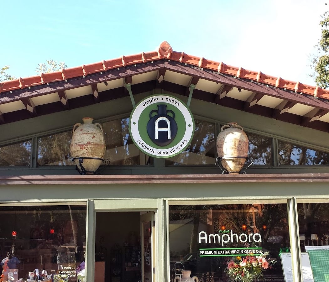 Amphora Nueva: Lafayette 2