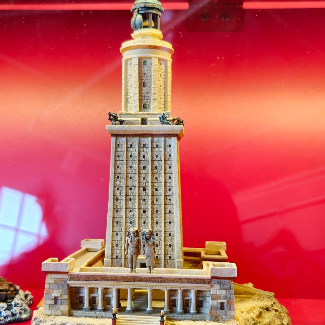 Lighthouses are for Lovers & Friends 1
