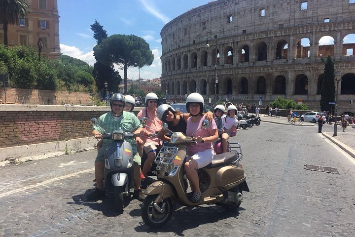 Vespa Self Drive Tour Secret Rome 3/4 hours