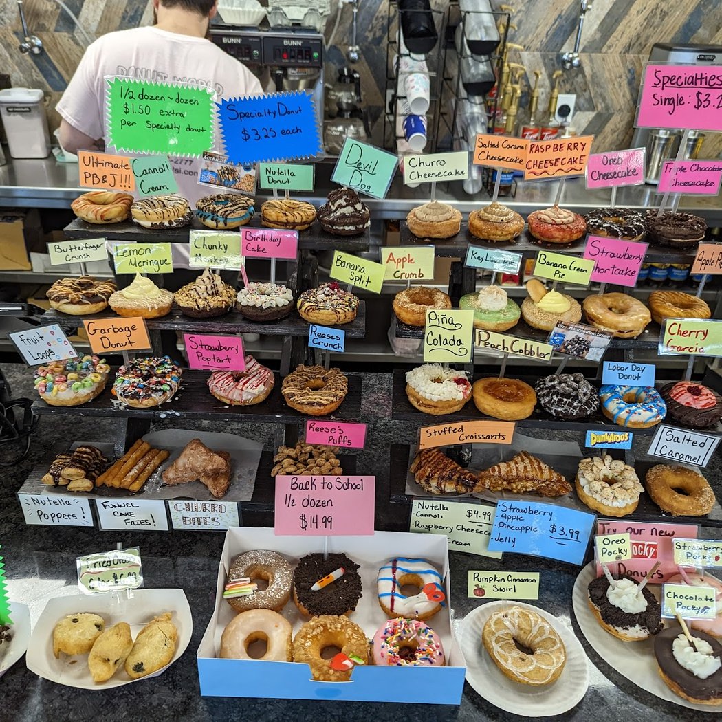 Donut World 4