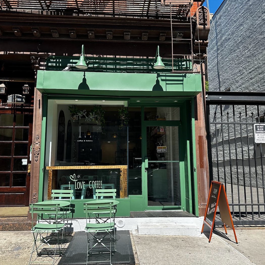 The Ivy Coffee & Tea & Bakery 2
