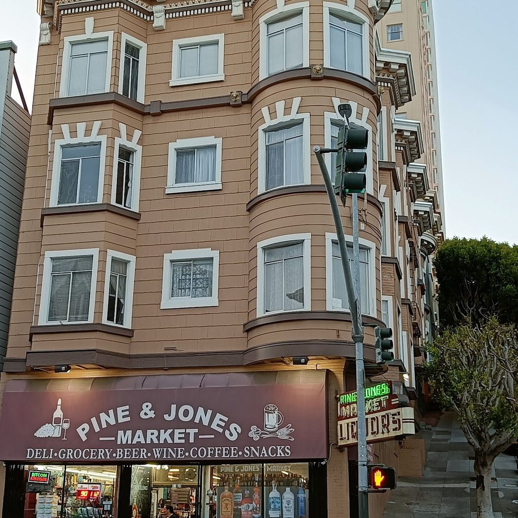 Pine & Jones Market 2