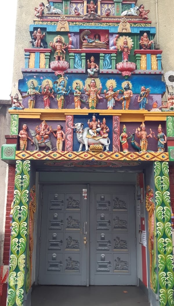 Parampaariswary Sivan temple (சிவன்கோவில்)) 2
