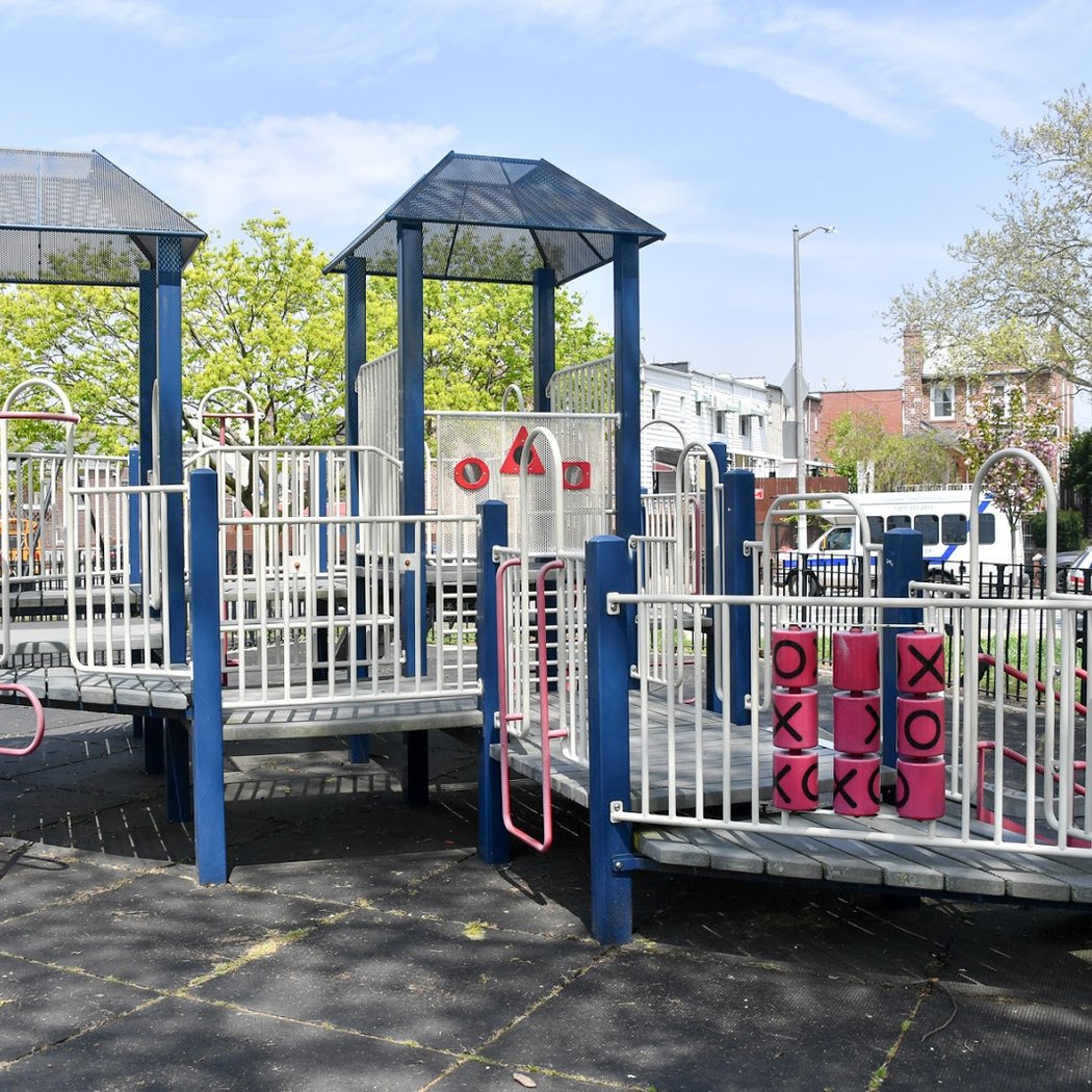 Bay 8 Playground 2