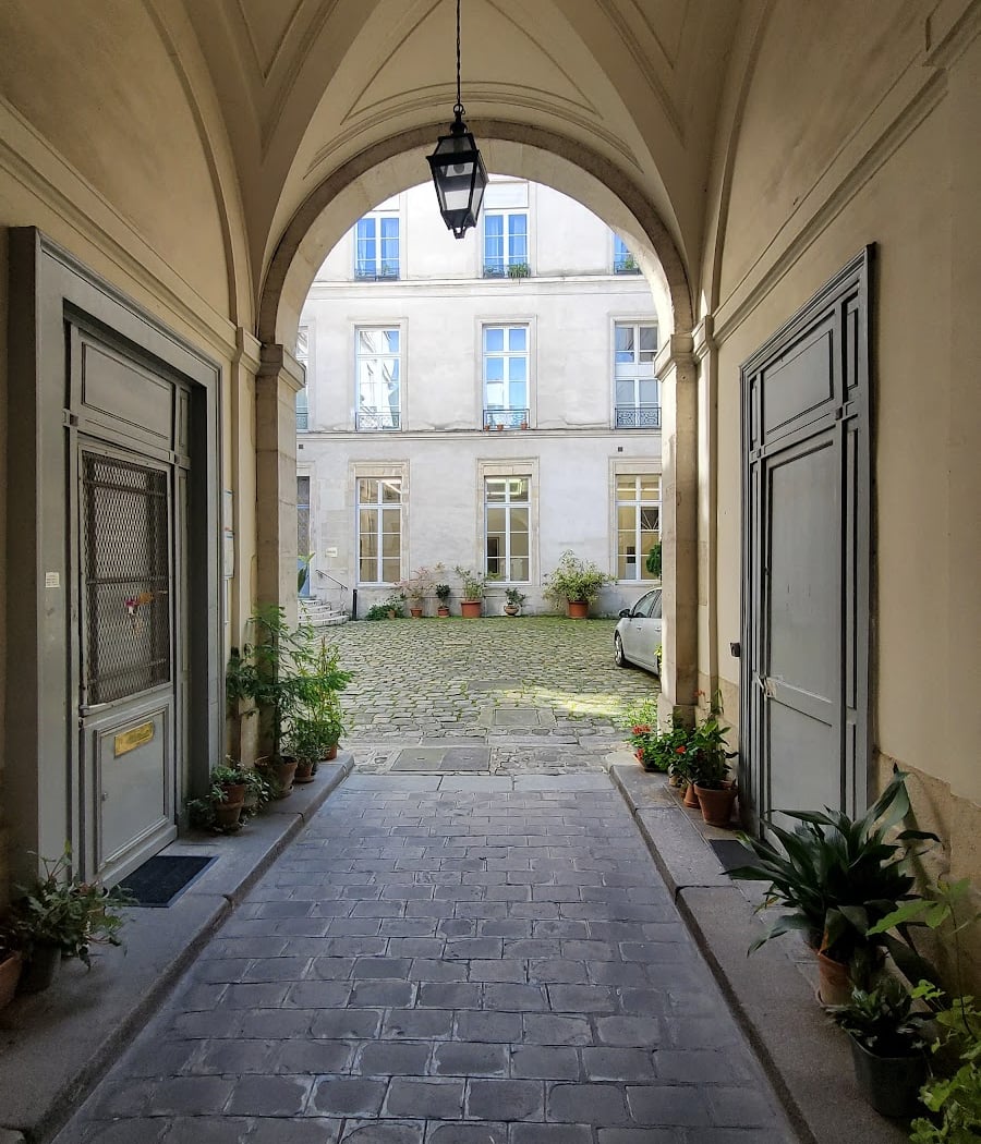 Calder Unfolding 1
