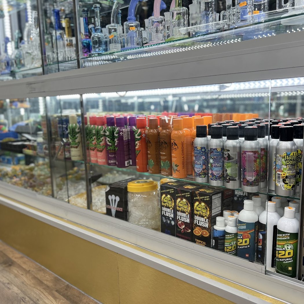NYC Convenience Shop 3