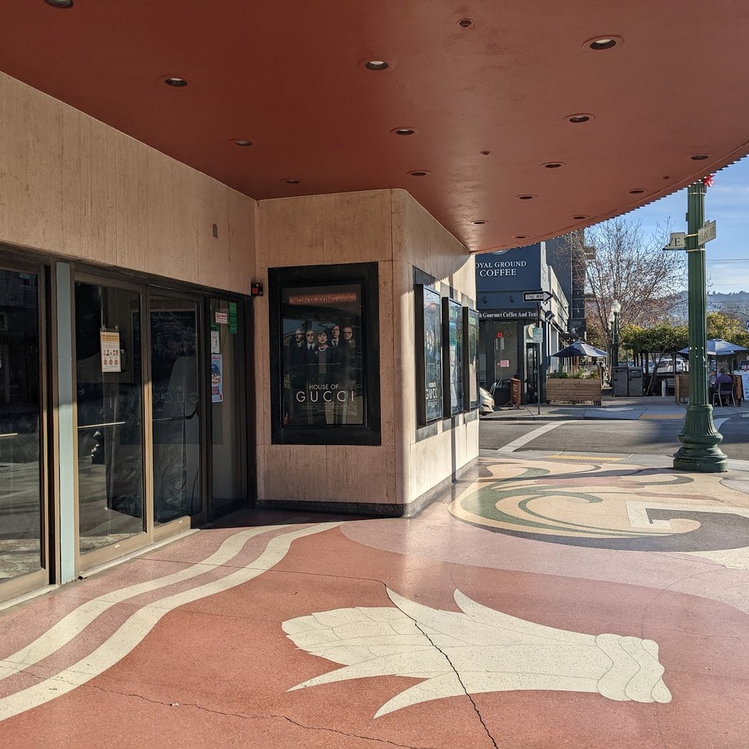 Landmark's Albany Twin 2