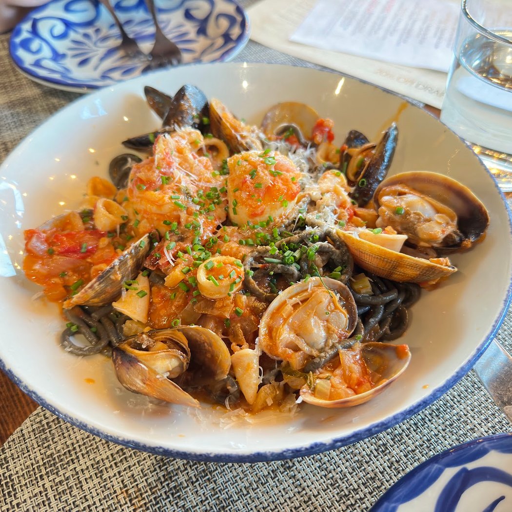 Forthright Oyster Bar & Kitchen 3