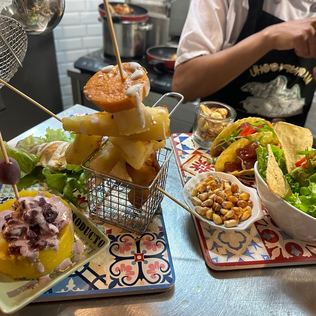 Cevicheria PETIT PACIFICO - Spécialiste du ceviche caliente à Paris et des ceviches au caviar de poisson Plats à emporter 3