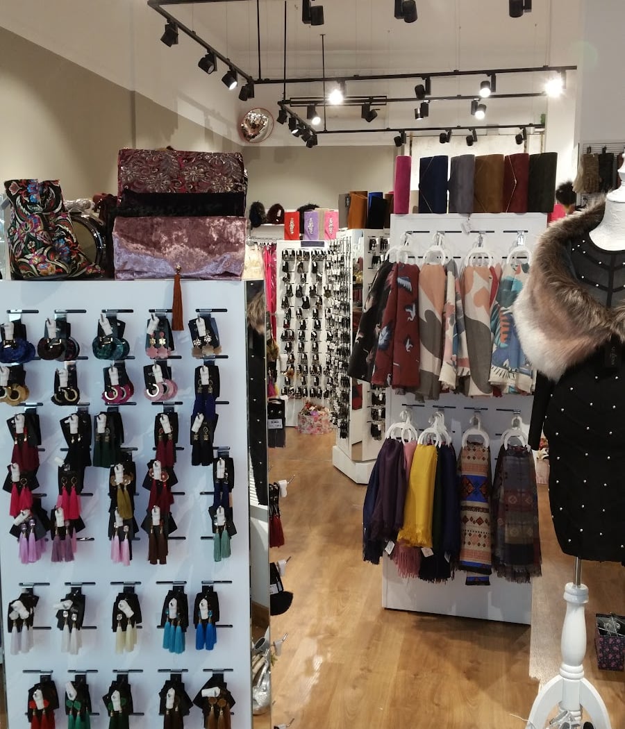 Queens Boutique 3