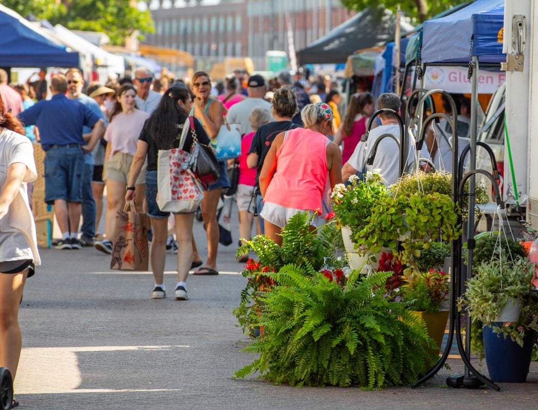 Saint Charles Market 2