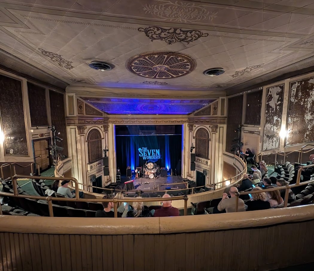 The Colonial Theatre 3