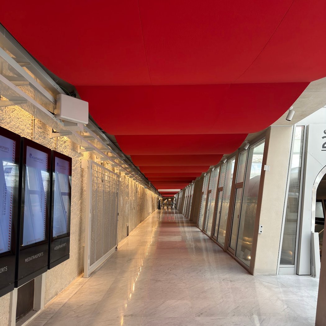 Porte Maillot 3