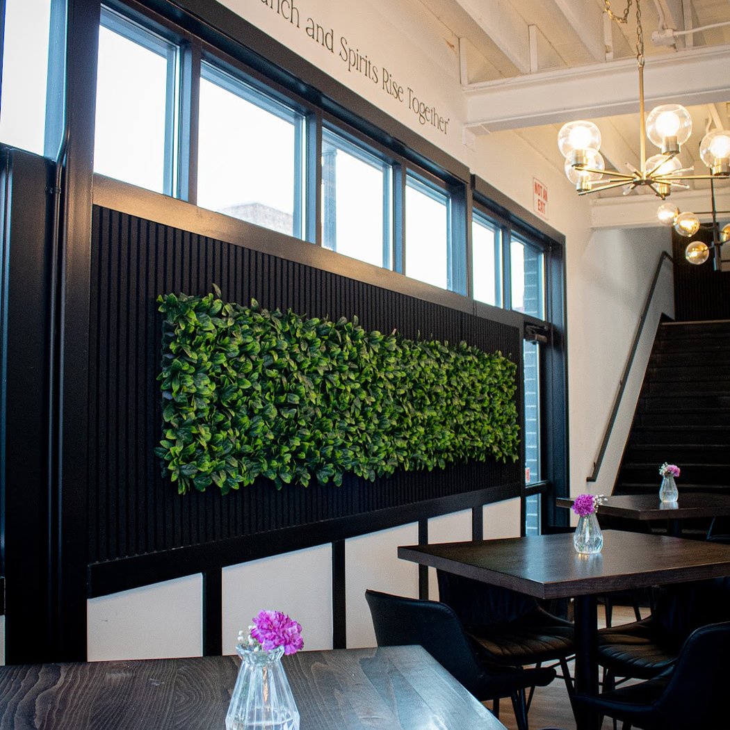 Rise Lounge 2