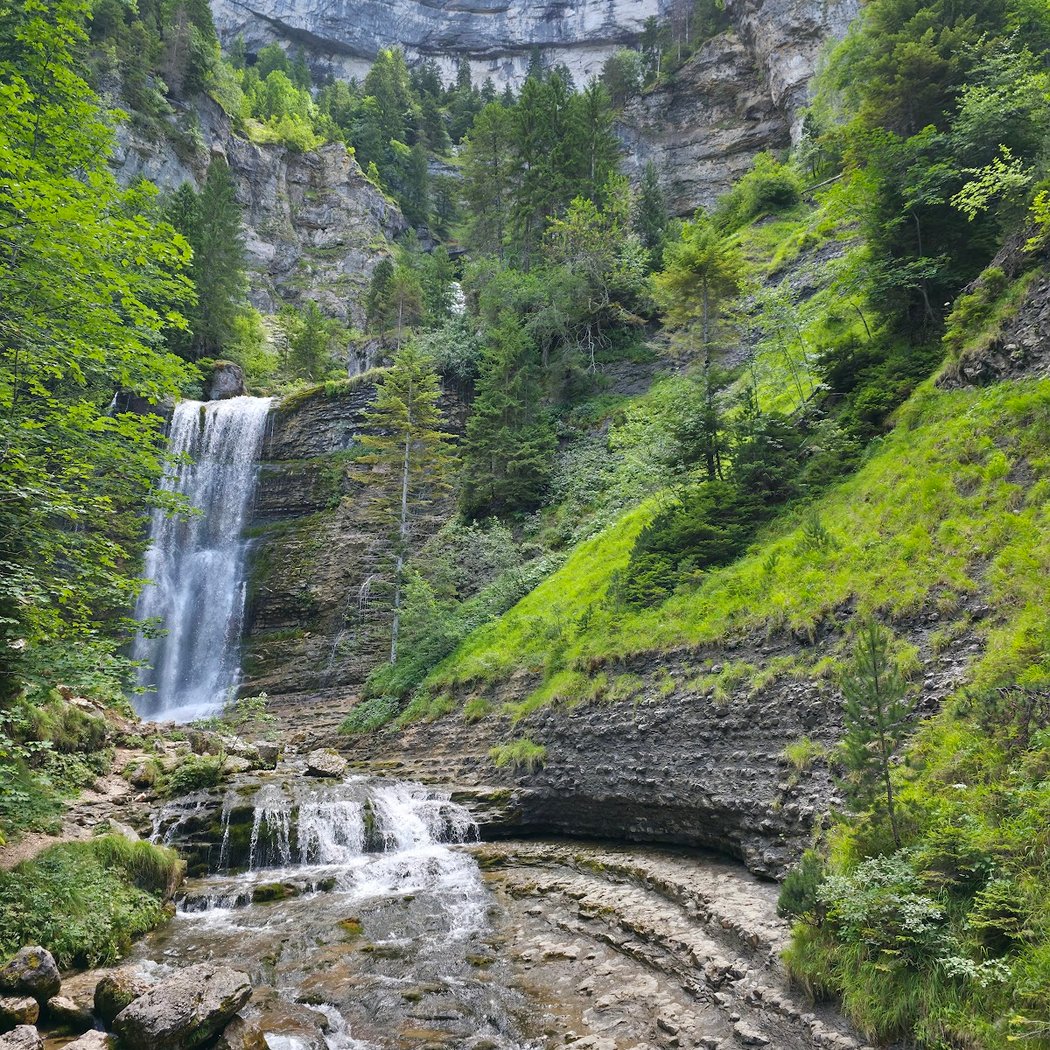 Waterfall of the Cirque de Saint-Même 2
