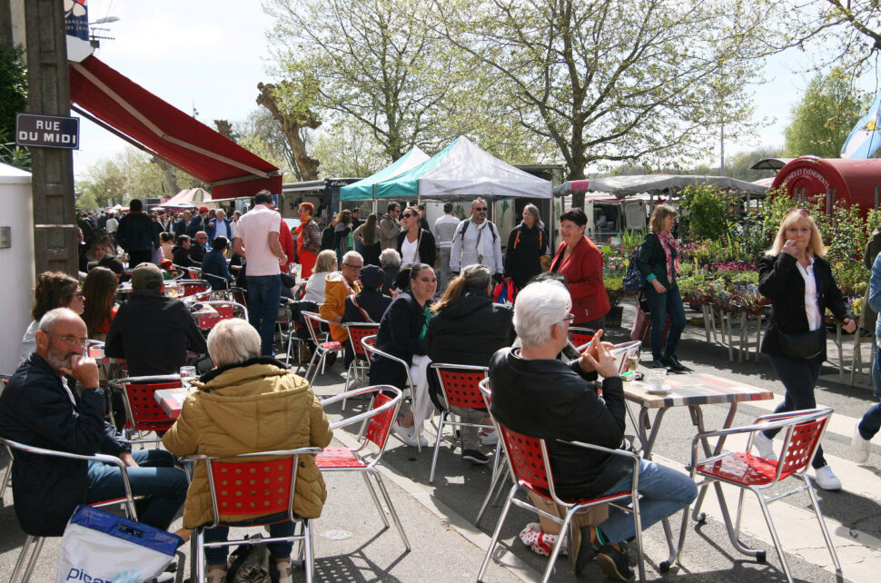 Market Basse-Indre 2