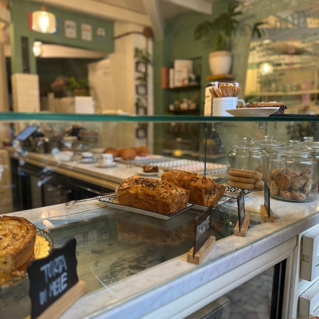Fiuri Milano - Flowers and Coffee