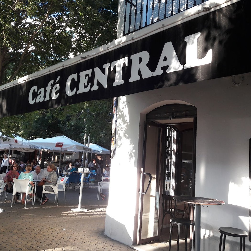 Café Central 2