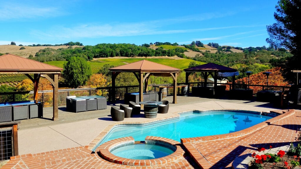 Christopher Creek Winery 1