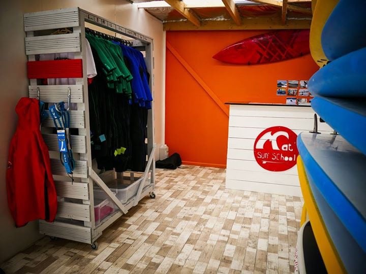 Mat' Surf School 3