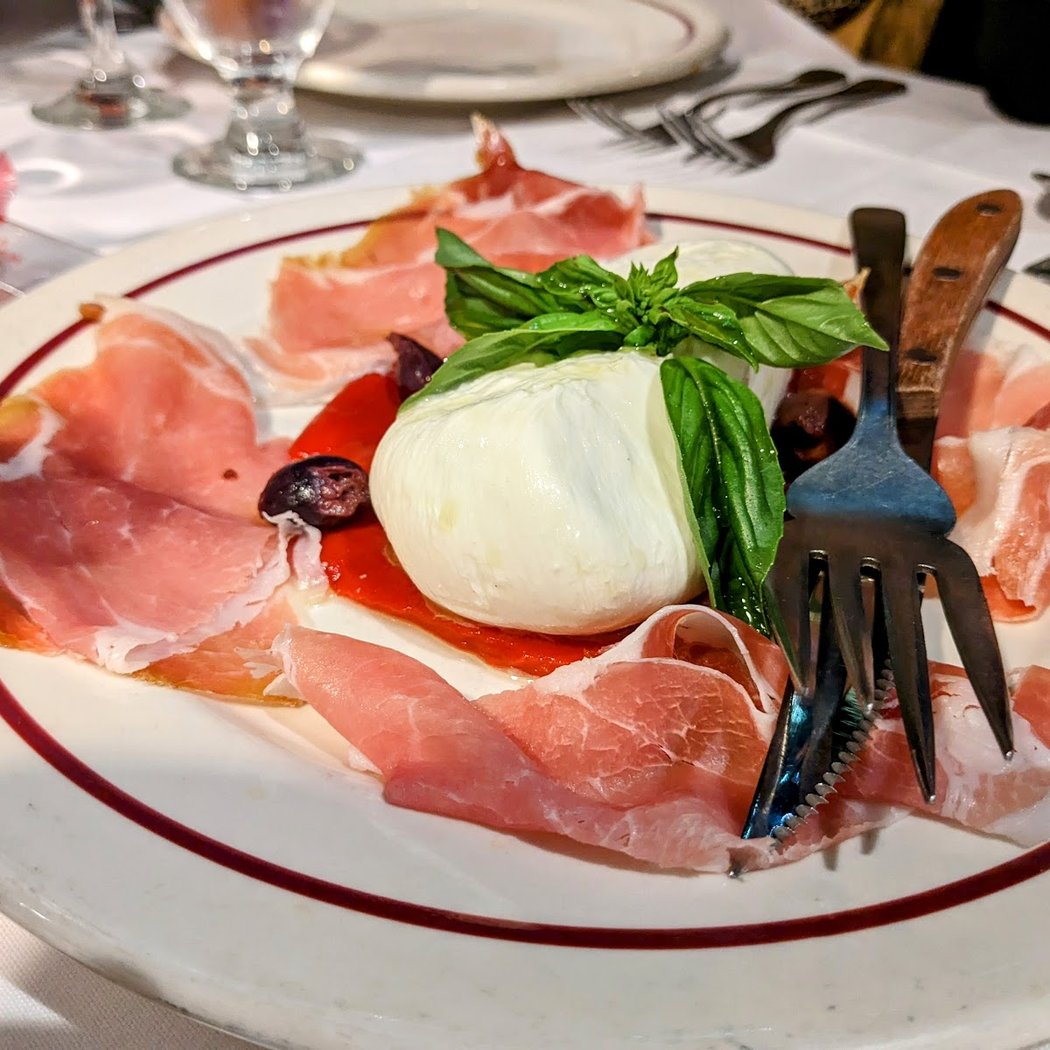 Villa Mosconi Restaurant 1