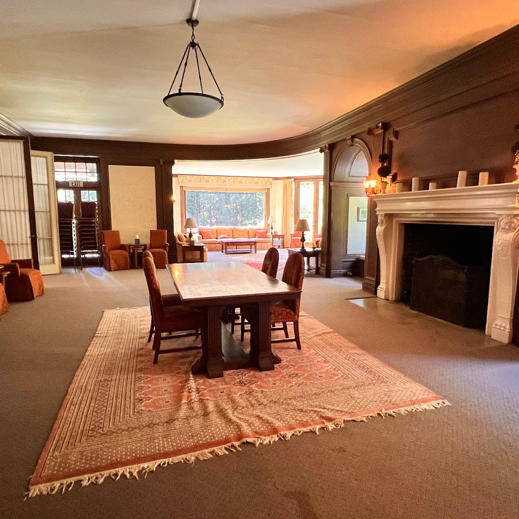 Ralston White Retreat 1