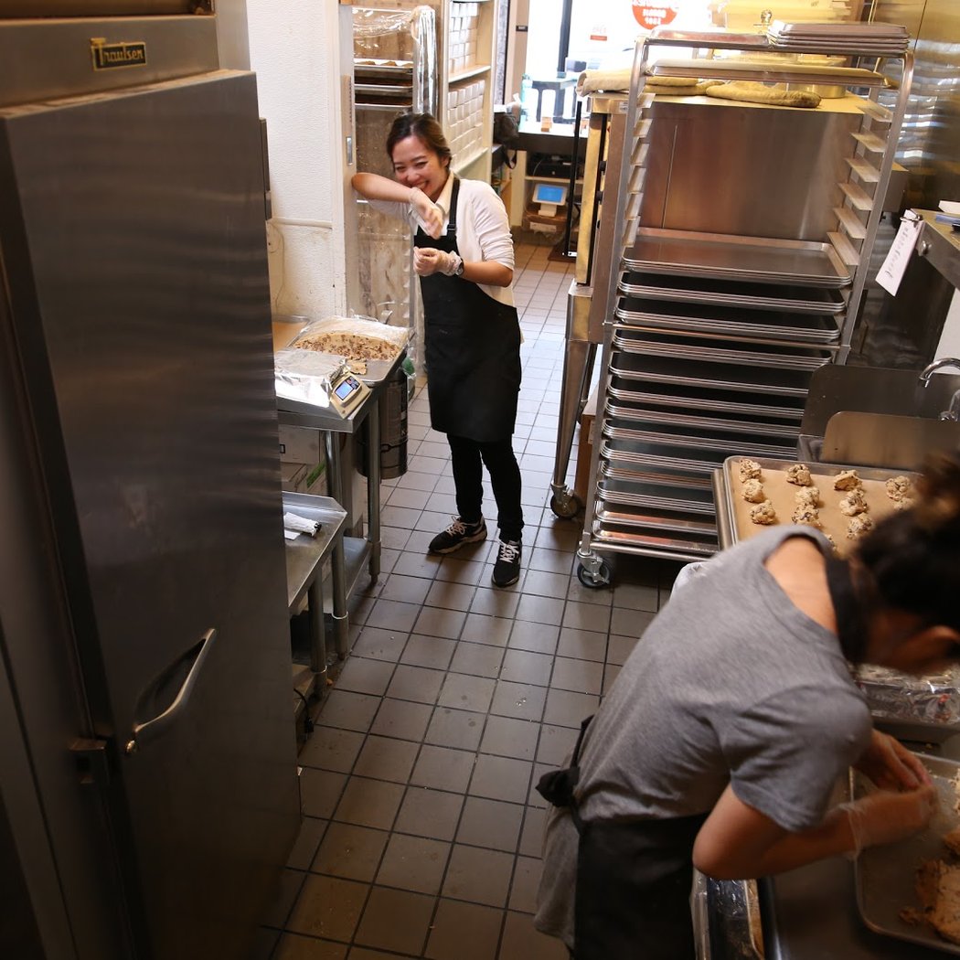 Antoine's Cookie Shop San Mateo 2