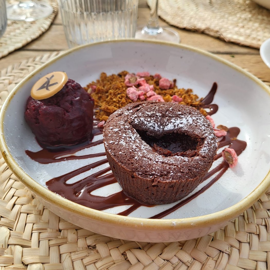 VICTOR brasserie & guinguette 1