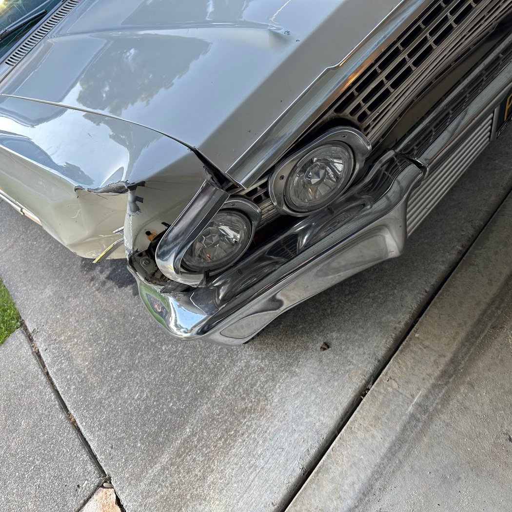 Maaco Auto Body Shop & Painting 2