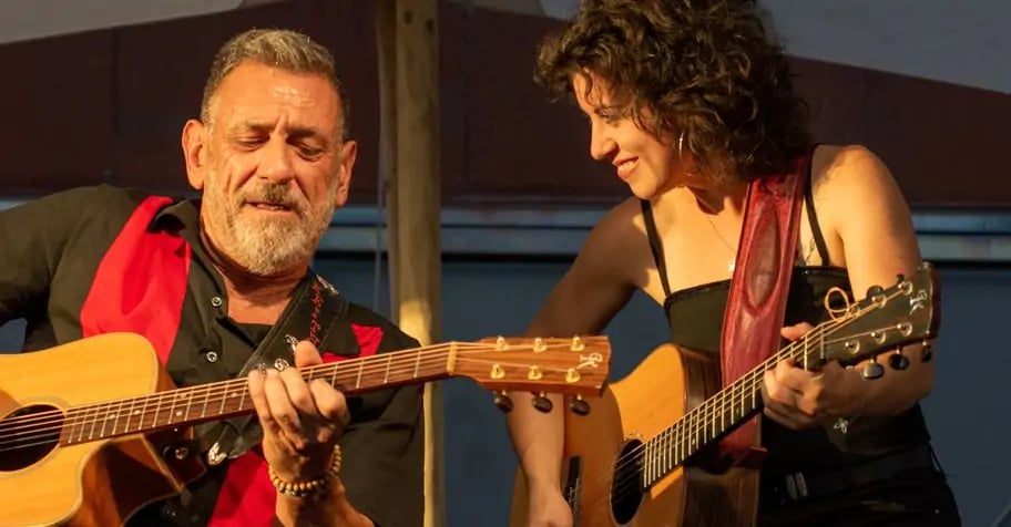 MUSIQUE LIVE LILAVATI & KEITH 1
