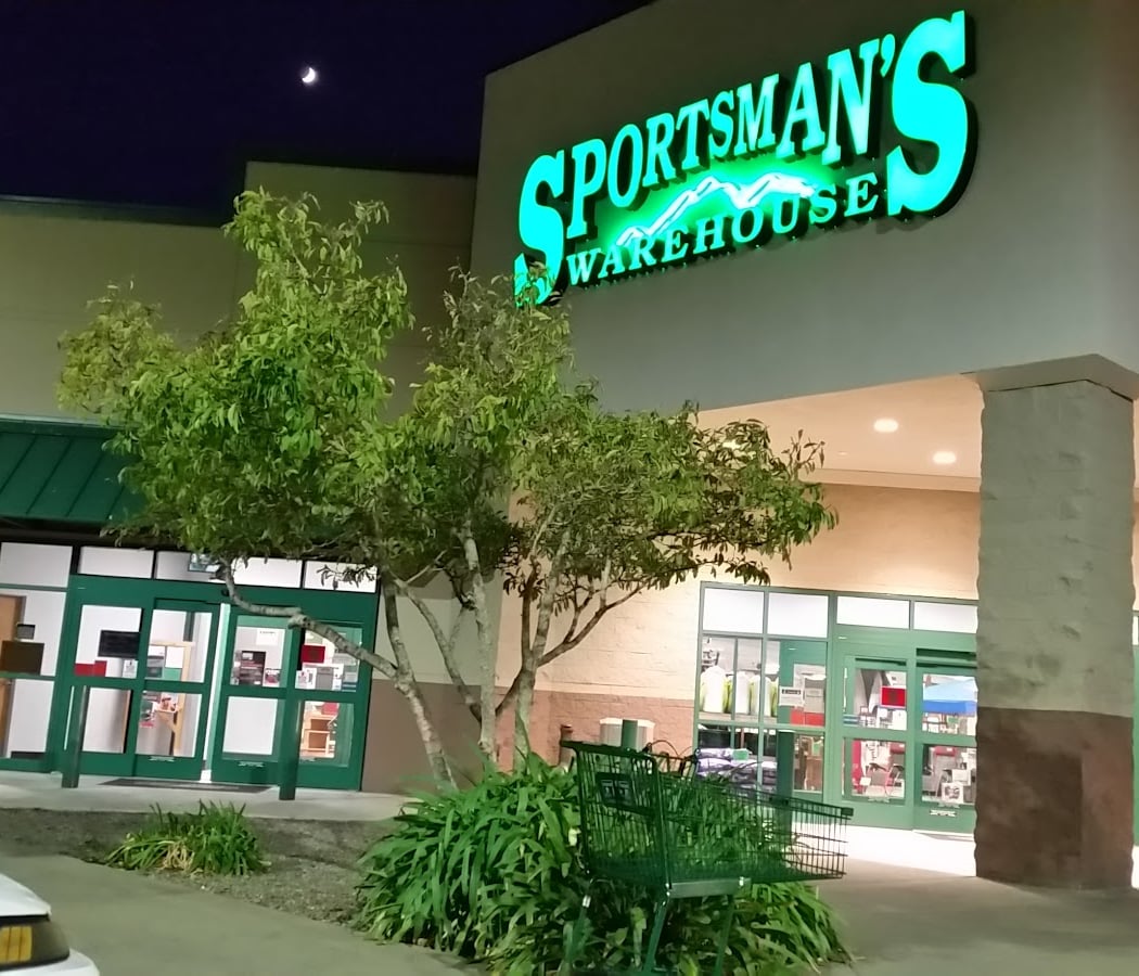 Sportsman's Warehouse 2
