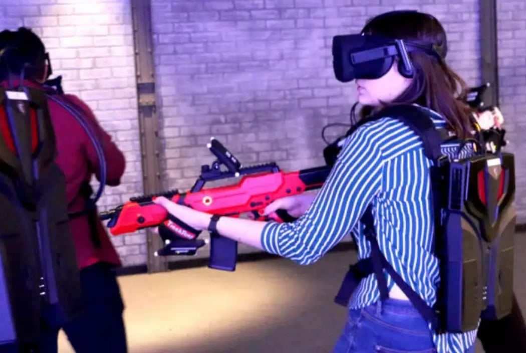 Laser World O'Parinor 3