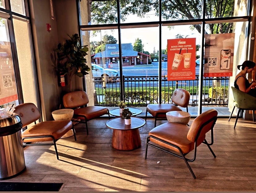 7 Leaves Cafe 2