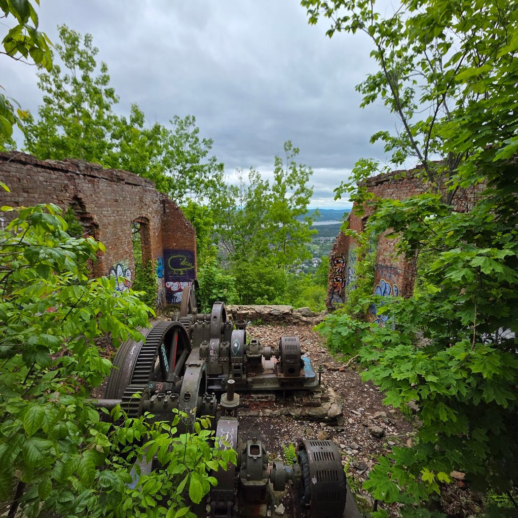 Old Mount Beacon Incline Railway Powerhouse 3