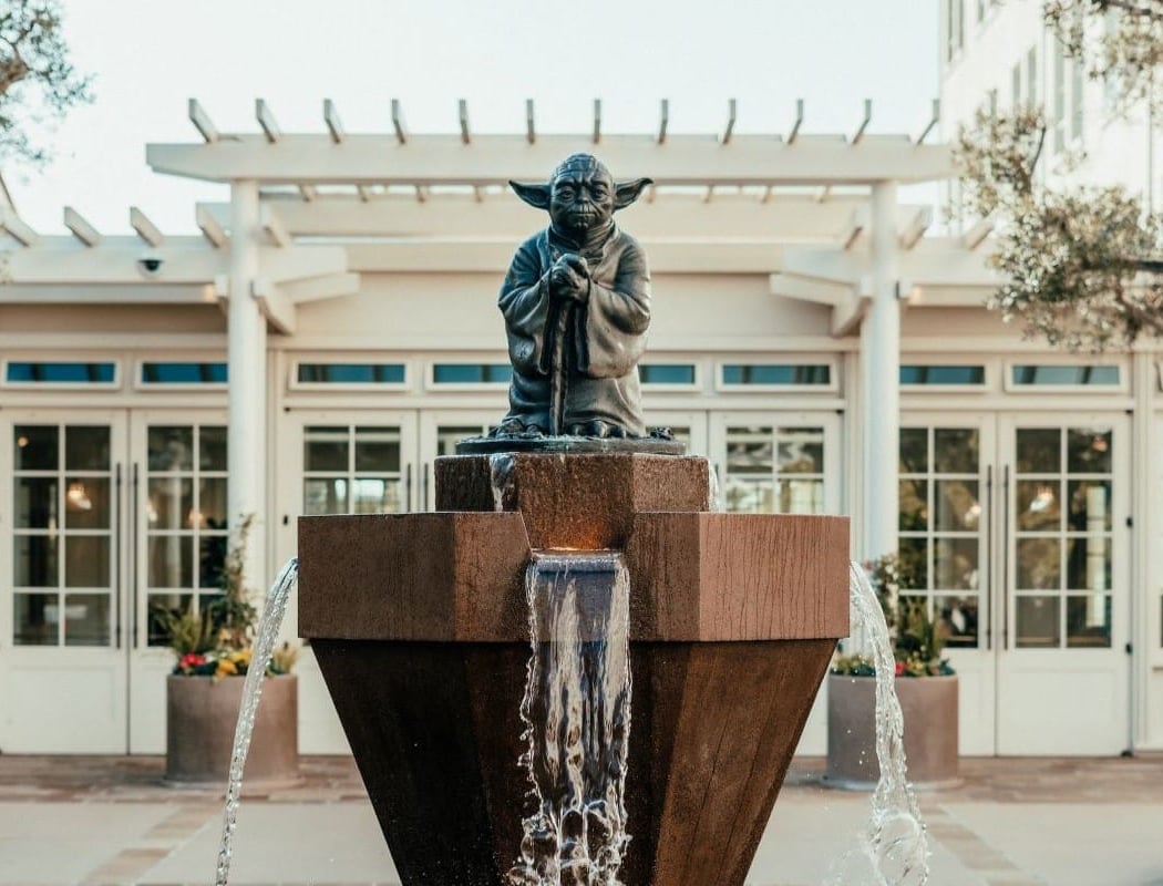 Yoda Fountain 1
