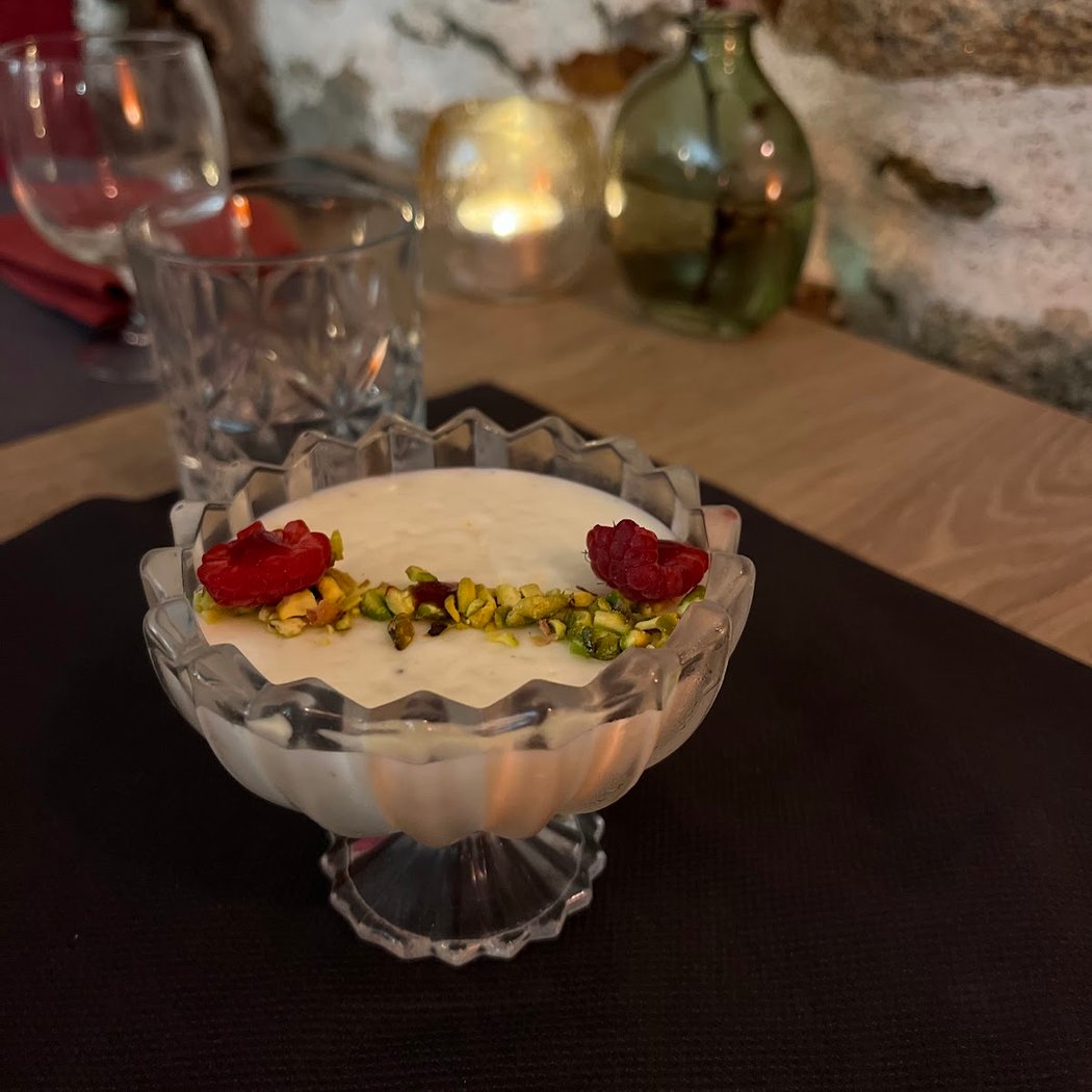 Ariana Restaurant 3