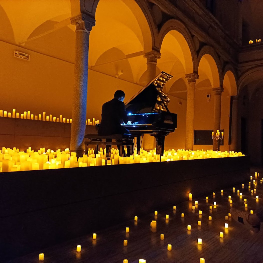 CANDLELIGHT - QUEEN VS. ABBA 1
