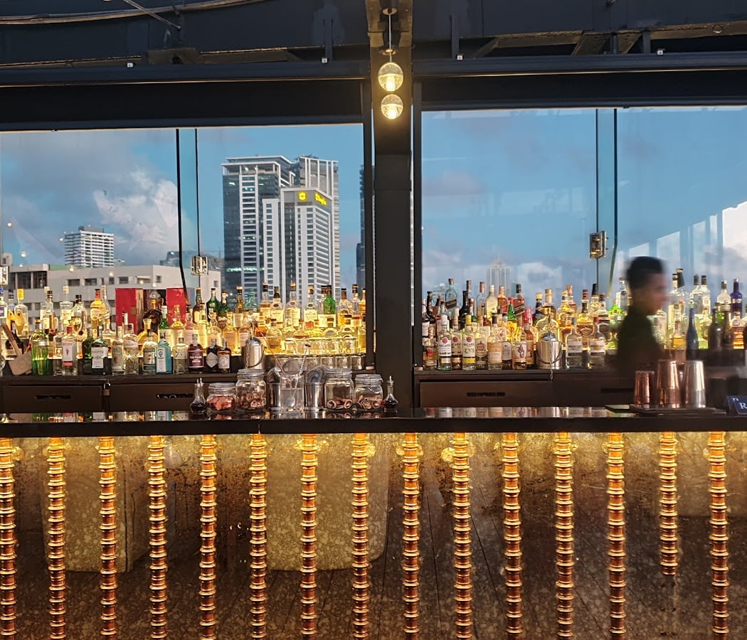 Sky Lounge - The Kingsbury 2