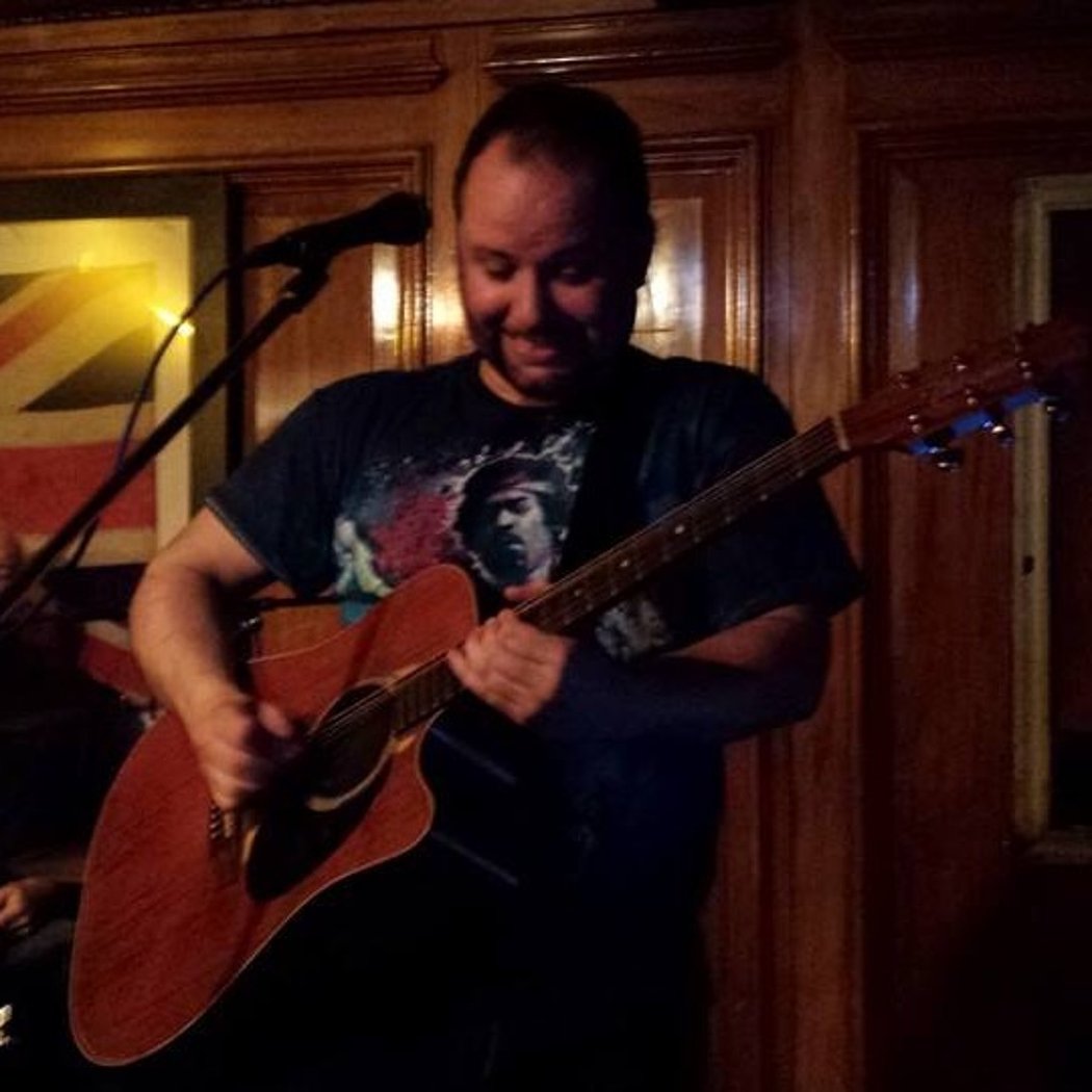 Live Music with Ryan McHugh 1